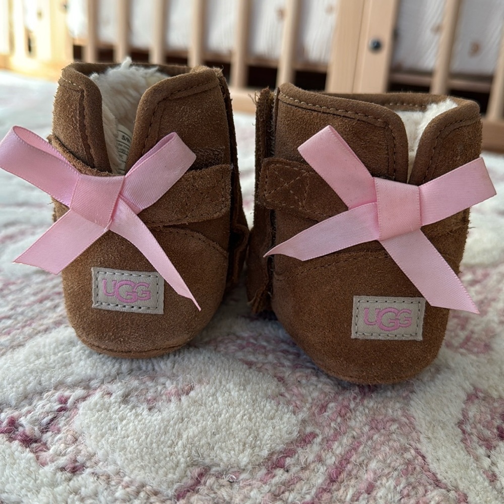 UGG Kids Brown Suede Boots with Pink Bows